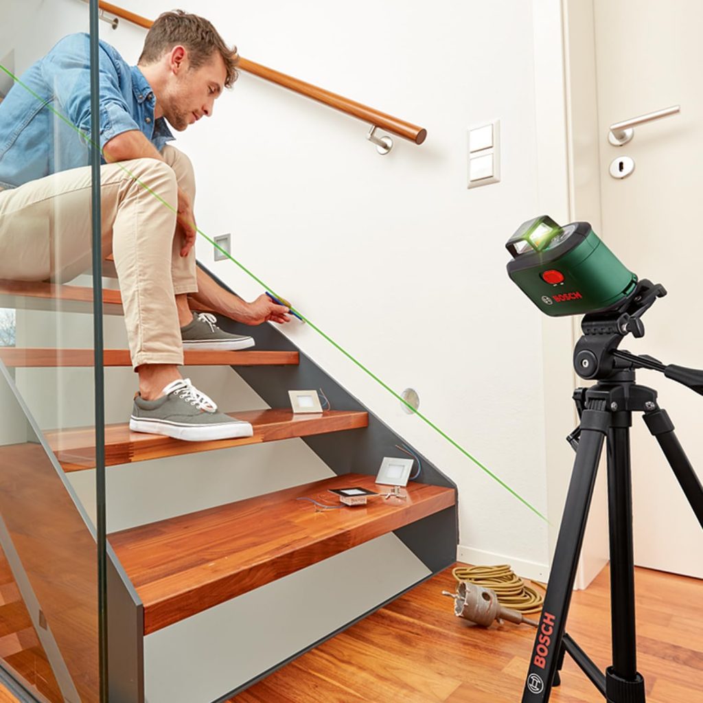 Bosch nivel láser de líneas cruzadas AdvancedLevel 360 (3 líneas de láser, incl. 360° para la alineación por toda la estancia, en caja para e-commerce)