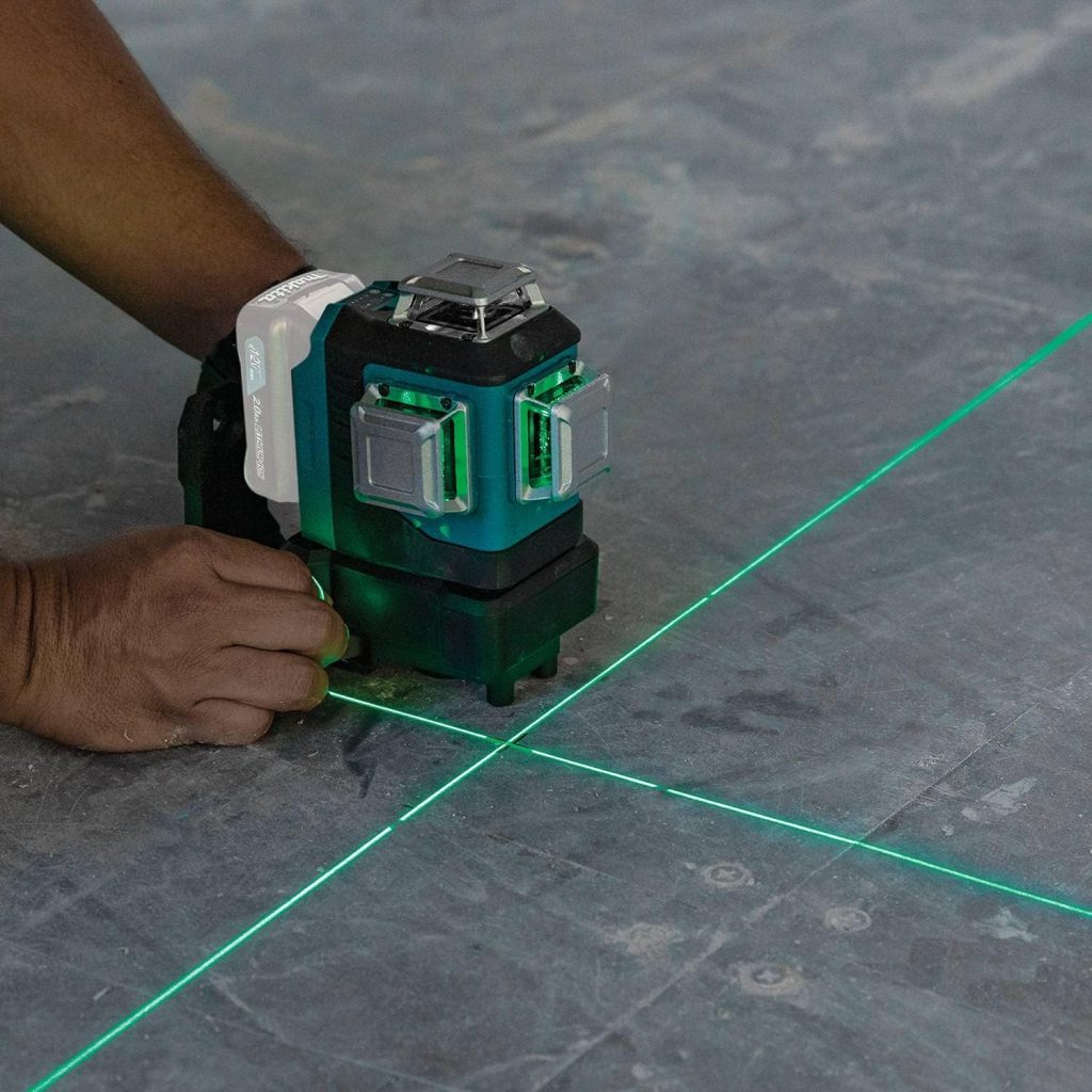 MAKITA SK700GD Nivel láser 3 líneas 12V verde
